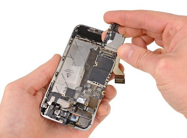 ремонт iPhone